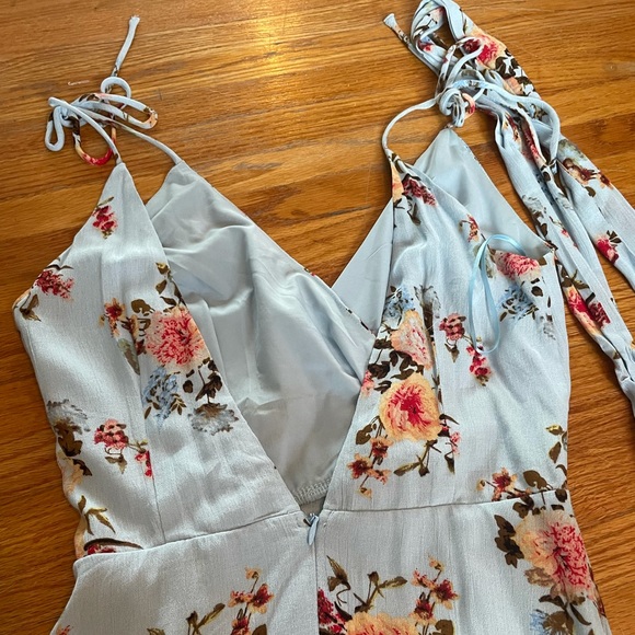 Superdown ‘Elena’ Mini Dress in Blue Multi, Size S - Picture 3 of 7